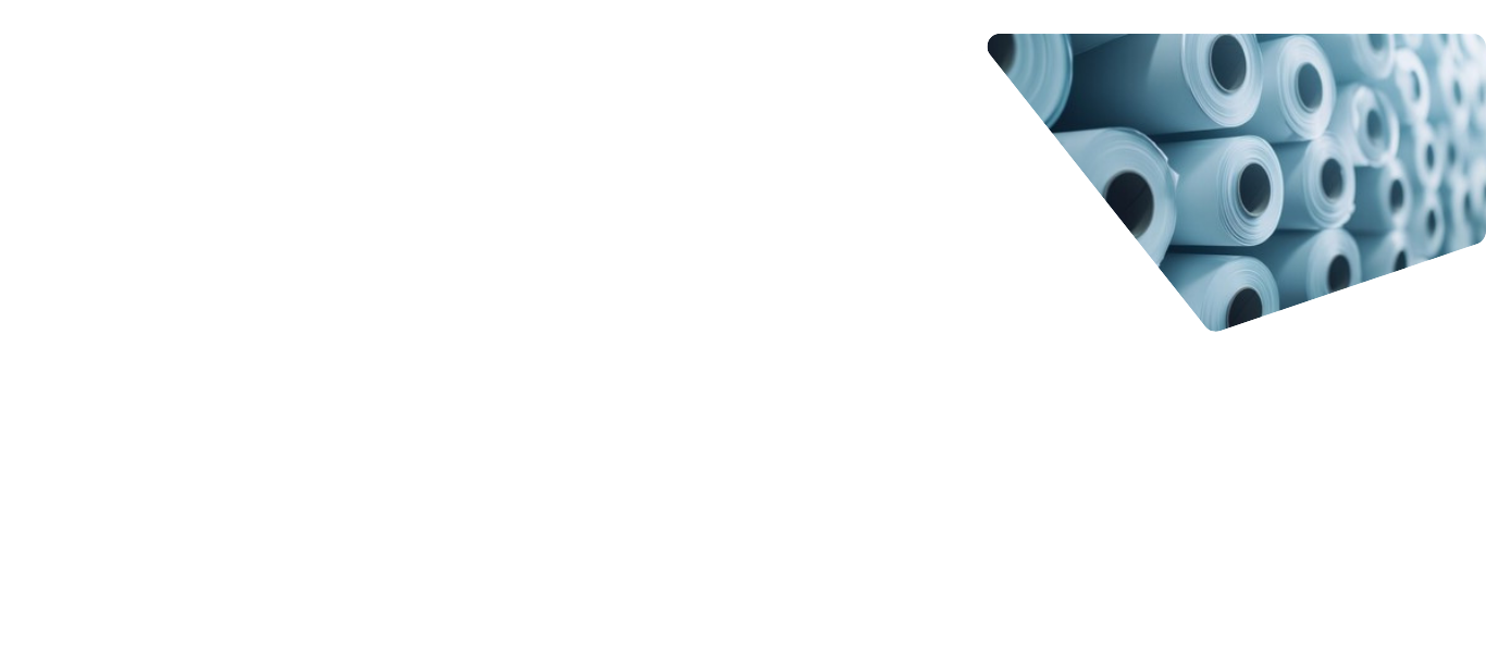 rolki foli na gilzie ułożone w stos